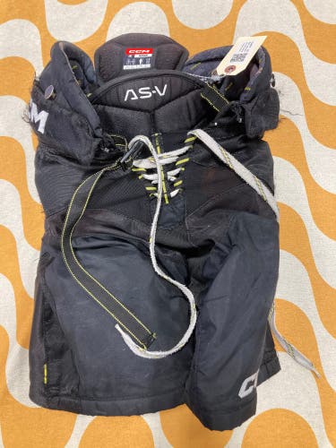 Black Junior Medium CCM Tacks AS-V Hockey Pants (Used)
