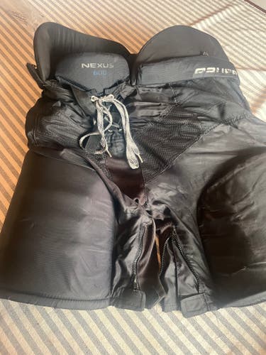 Men's Senior XXL Bauer Nexus 600 Hockey Pants (Used)