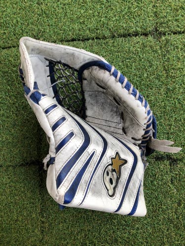 Junior Brian's OPTIK 9.0 Goalie Glove Regular (Used)