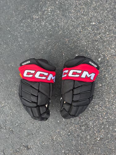 CCM Gloves 13" Pro Stock (Used)