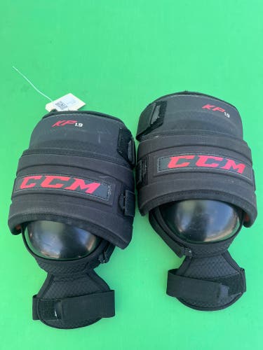 CCM kp 1.9 Intermediate Knee Pads