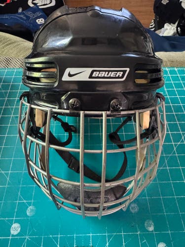 Nike Bauer 4500 Helmet - Black Large (Used)