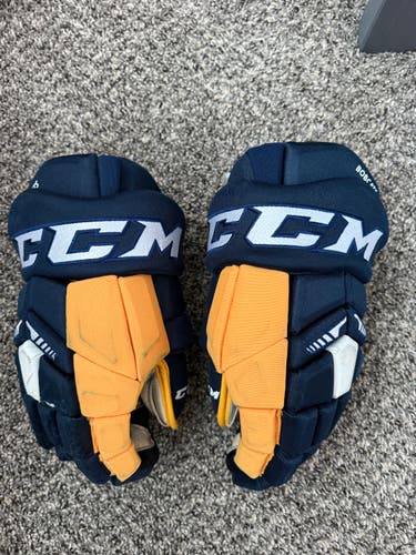 CCM HGTKXP Gloves 14" Pro Stock (Used)
