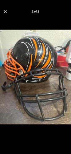 Schutt Helmet