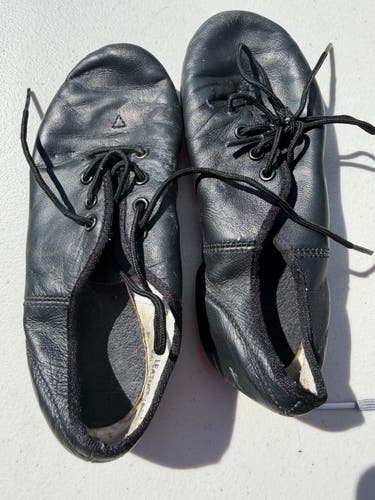 Capezio Split Sole Jazz Shoes