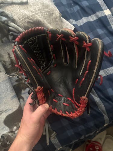 44 Pro Pro44 RH Baseball Glove 11.5" (Used)