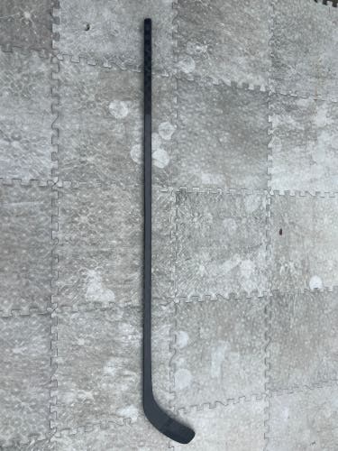 Senior Right Handed Hockey Stick PP88 85 Flex Pro Stock (Used)
