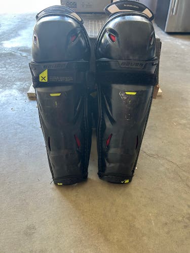 Junior Bauer Vapor XLTX Pro+ 12" Shin Pads (Used)