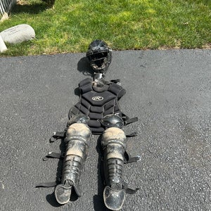 Black Rawlings Renegade 2.0 Catcher's Set (Used)