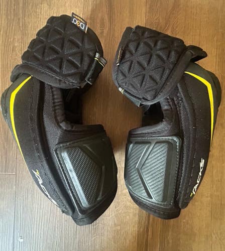 CCM Tacks NHL Pro Stock 6052 D30 Elbow Pads Ice Roller Hockey Senior Size Medium