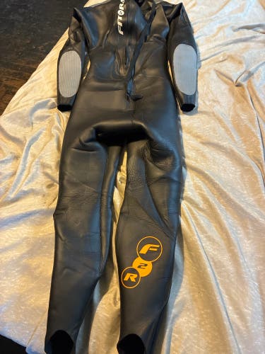 (Used) Fit2Race Wetsuit