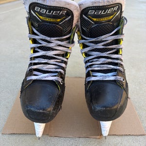 Bauer Supreme M4 Hockey Skates Extra Wide Width Size 3 (Used)