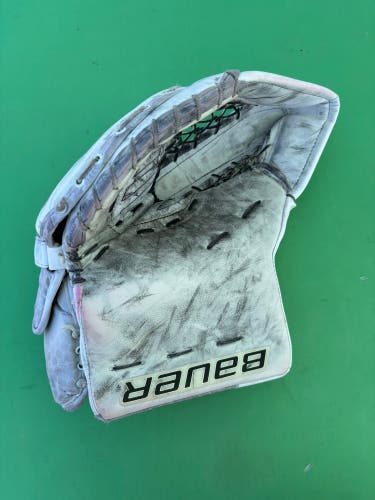 White Senior Bauer Supreme 1S Goalie Glove Full Right