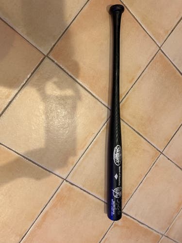 Louisville Slugger Bat 30" (New)