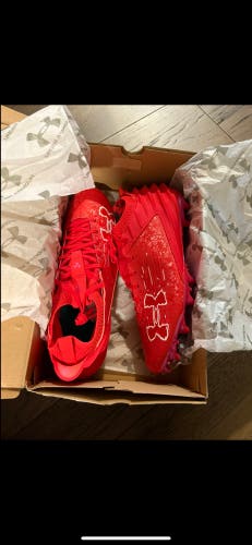 Men's Size M 15.0 (W.16.0) Adult Under Armour Cleats (New)