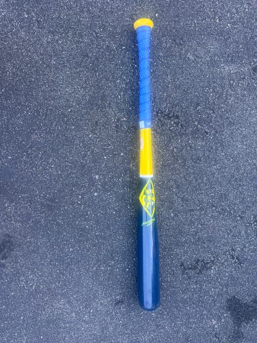 Louisville Slugger Prime Maple Bat 31" (Used)