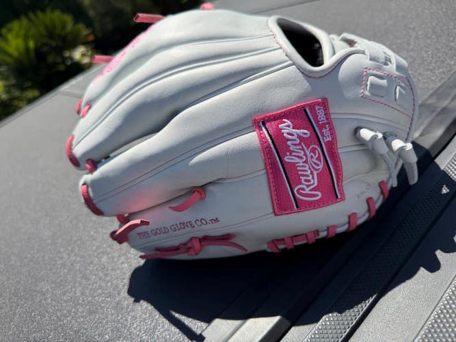 NEW Rawlings Liberty Advanced 12” Fastpitch Glove RLA120-2WP