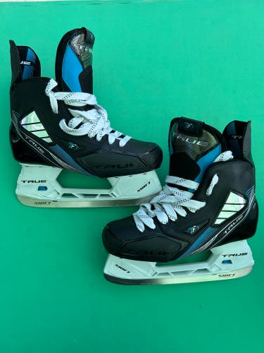 Senior True TF7 Hockey Skates | Size 8.5