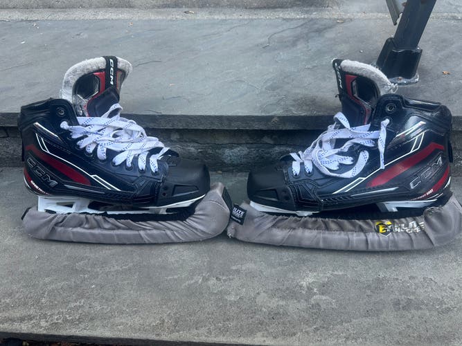 Black CCM Hockey Skates Regular Width 9 (Used)