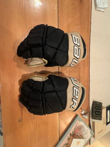 Bauer Vapor Pro Team Gloves 12" (Used)