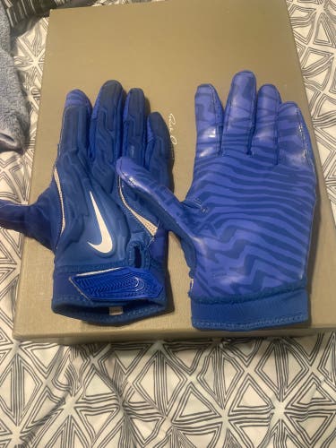 Blue Large Adult Nike Superbad Gloves (Used)