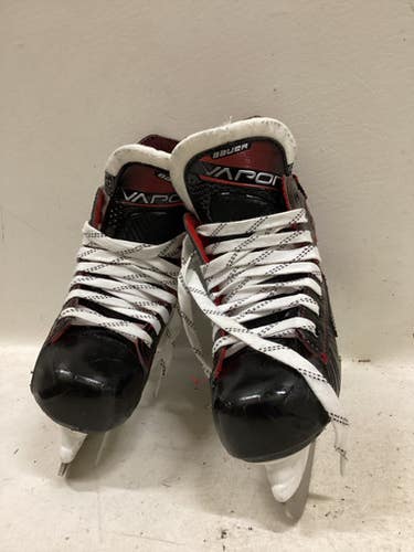 Used Bauer Vapor X 2.7 Youth Hockey Skate Youth 12.0 11725-s000503210