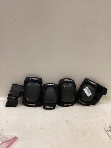 Used Inline Protective Set Black Junior 11725-s000501938
