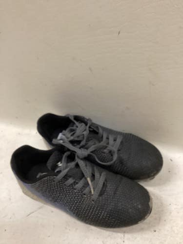 Used Soccer Cleats Black Youth 12.0 11725-s000503771