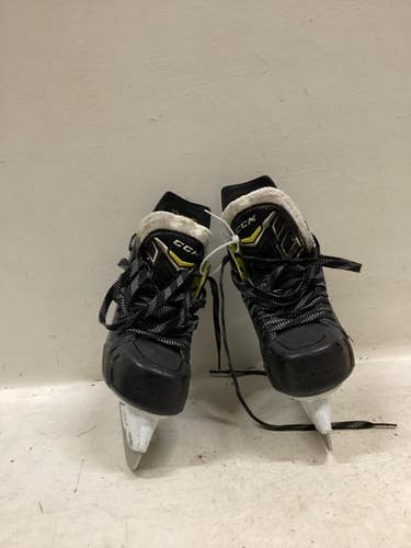 Used Ccm Tacks 4092 Junior Hockey Skate Junior 04 11725-s000503548