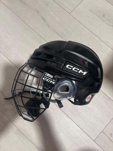 Medium CCM Tacks 720 Helmet (Used)