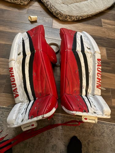 33" Vaughn V6 pads, V3 blocker, V4 catch