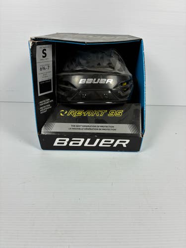 New Small Bauer Re-Akt 95 Helmet - Black
