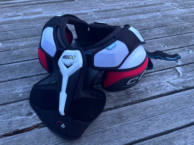 Medium CCM JetSpeed FT4 Pro Goalie Chest Protector (Used)
