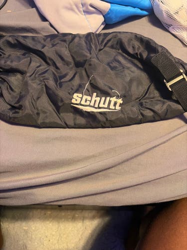 Schutt (Used)