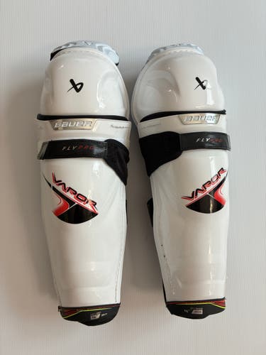 New 14" Intermediate Bauer Vapor Flypro Hockey Shin Pads