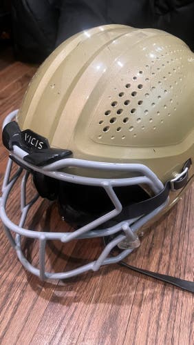 Adult Extra Large Vicis ZERO2 Helmet (Used)