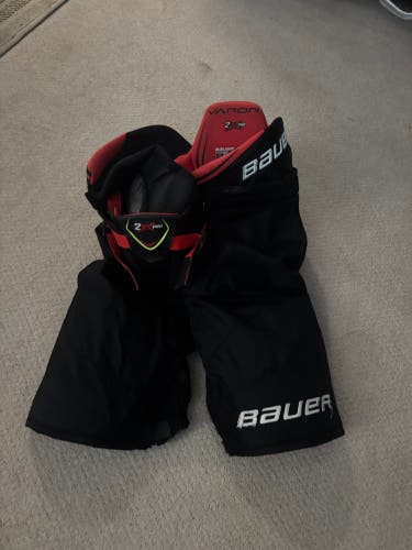 Senior Medium Bauer Vapor 2X Pro Hockey Pants (Used)