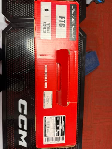 *BRAND NEW PROSHOP SALE* CCM JetSpeed FT6 Hockey Skates Size 8