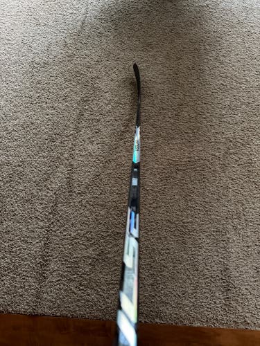 Senior Bauer Pulse Right Handed Hockey Stick P90TM 65 Flex Pro Stock (New)