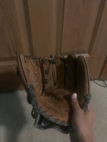 1998 Mizuno PowerClose RH Baseball Glove 11" (Used)