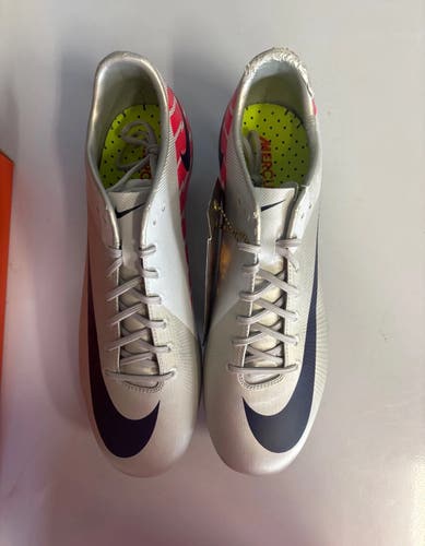 Silver Men's Size 13.0 (W 14.0) Nike Mercurial vapor superfly Molded Cleats Cleats (New)
