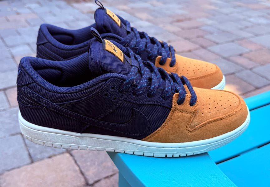Men's Nike SB Dunk Low Desert Ochre and Midnight Navy Skateboard