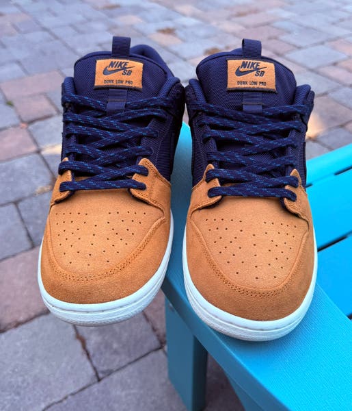 Men's Nike SB Dunk Low Desert Ochre and Midnight Navy Skateboard