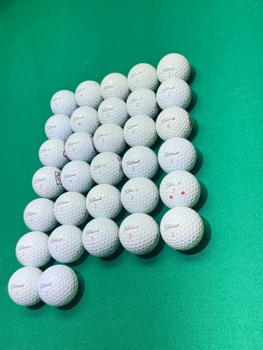 Titleist Pro V1x Balls 32 Pack (2 Dozen + 8) (New)