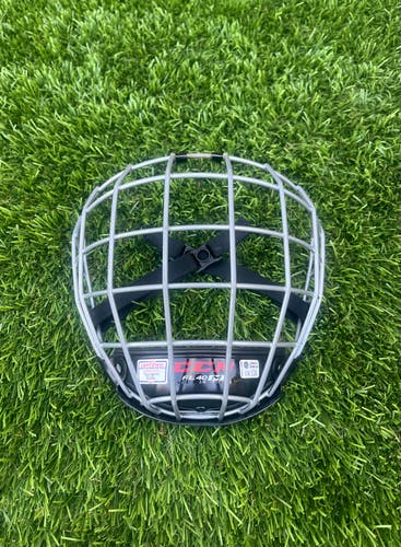 Medium CCM FitLite FL40 Full Cage (Used)