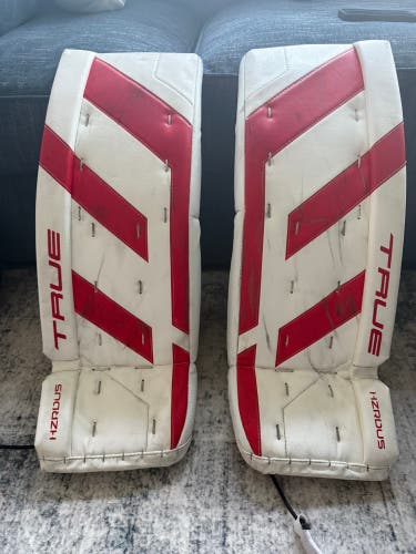 28" True HZRDUS Goalie Leg Pads (Used)