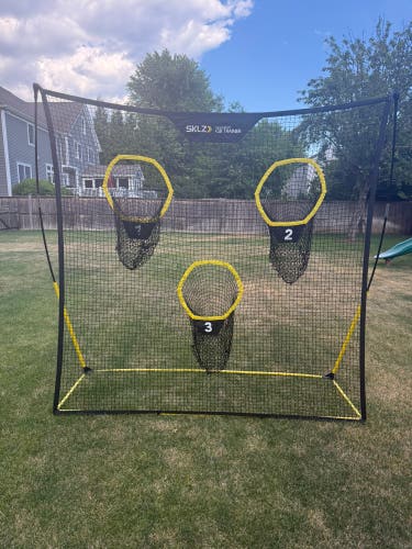 SKLZ Quickster QB Trainer 7x7 Football Throwing Net 3 Targets Complete w/ Bag
