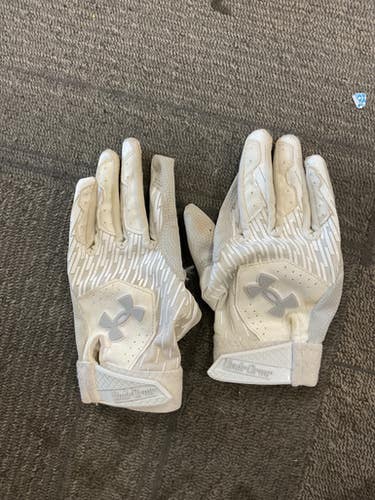Used Under Armour Bb Sb Batting Gloves White Sm 11614-s000238794