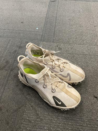 Used Nike Future Field Bb Sb Cleats White Junior 05.5 11614-s000238798