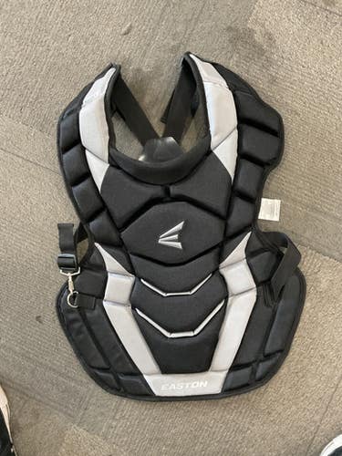 Used Easton Gametime Catchers Chest Protector Black Adult 11614-s000238751